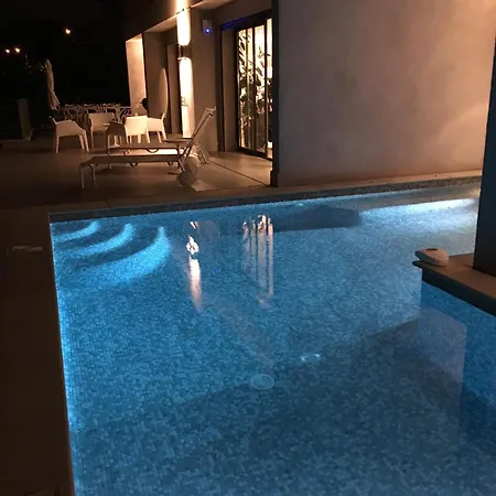 Location - 5* St Pancrace Nice