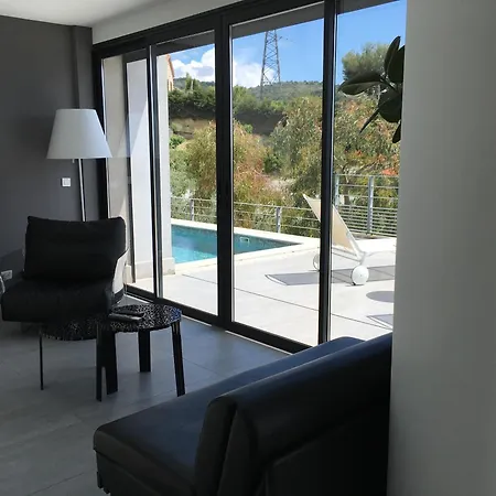 Location - 5* St Pancrace ניס