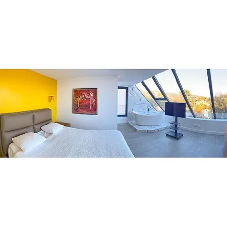 Location - 5* St Pancrace Villa *