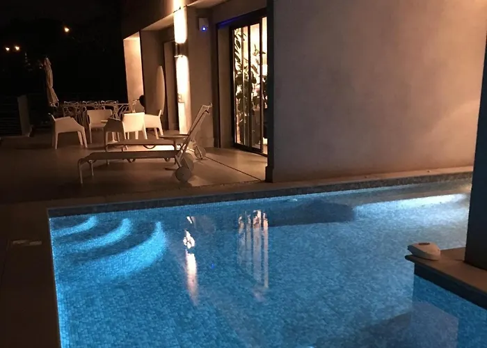 Location - 5* St Pancrace *