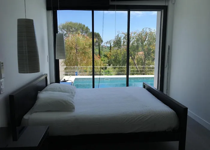 Villa Location - 5* St Pancrace