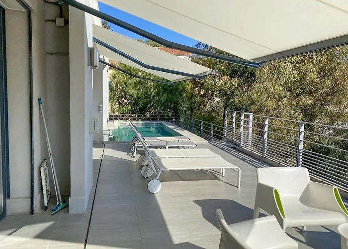 Location - 5* St Pancrace Vila *